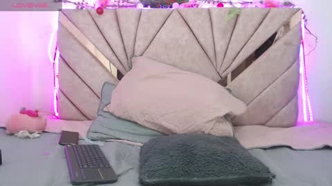 Snapshot of cherryblossom78 chatting on 01.12.25 cherryblossom78 online show from 01.12.25