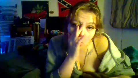 Snapshot of cherrybomb454 chatting on 09.25.25 cherrybomb454 online show from 09.25.25