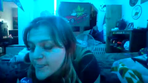 Snapshot of cherrybomb454 chatting on 10.18.25 cherrybomb454 online show from 10.18.25