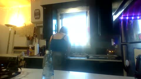 Snapshot of cherrybomb454 chatting on 11.12.25 cherrybomb454 online show from 11.12.25