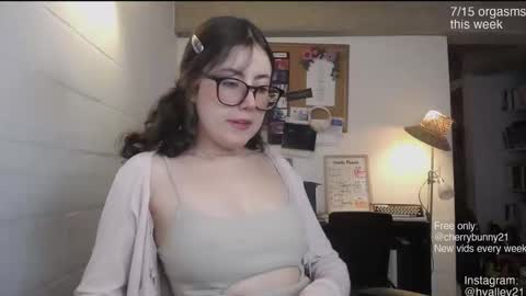 Sarah Prez online show from 03.02.26