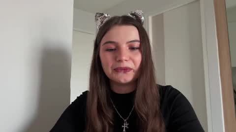 Snapshot of cherryelin chatting on 12.31.24 Lina online show from 12.31.24