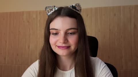 Snapshot of cherryelin chatting on 01.31.25 Lina online show from 01.31.25