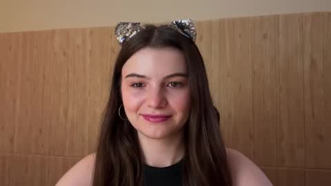 Snapshot of cherryelin chatting on 02.15.25 Lina online show from 02.15.25