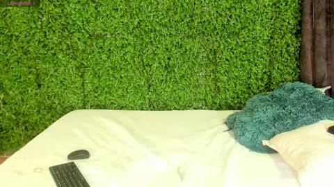 Snapshot of cherryfoxdaddy chatting on 12.13.24 Cherry online show from 12.13.24