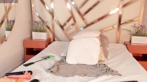 Snapshot of cherryfoxdaddy chatting on 02.18.25 Cherry online show from 02.18.25