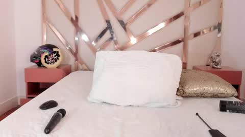 Snapshot of cherryfoxdaddy chatting on 02.26.25 Cherry online show from 02.26.25