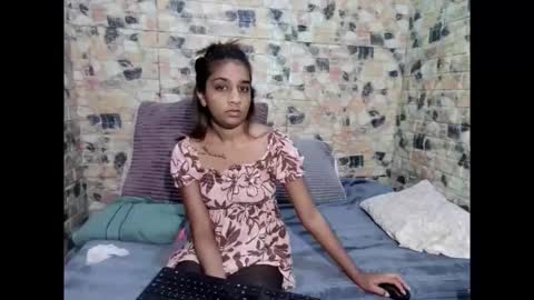 Snapshot of cherryindian694u chatting on 03.12.26 leah is the name online show from 03.12.26