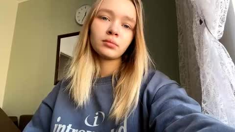 Snapshot of cherryleija chatting on 01.17.26 Lei online show from 01.17.26