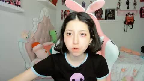 Snapshot of cherrymafer666 chatting on 09.27.25 cherrycute666 online show from 09.27.25