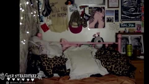 cher strauberry online show from 01.07.26