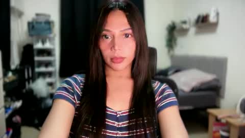 Snapshot of chi_akixxx chatting on 02.07.26 Chi online show from 02.07.26