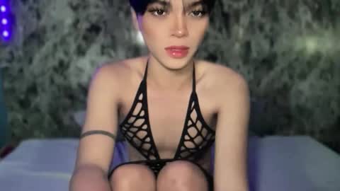 Snapshot of chichay_addams chatting on 11.28.25 Addams online show from 11.28.25