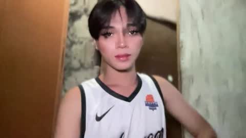 Snapshot of chichay_addams chatting on 12.17.25 Addams online show from 12.17.25