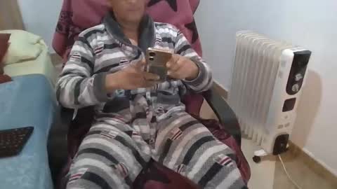 Snapshot of chicodelsur69 chatting on 11.21.25 Chicodelsur online show from 11.21.25