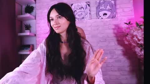 Snapshot of chill_girrrl chatting on 11.04.25 Vivian online show from 11.04.25