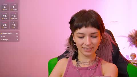 Snapshot of chill_girrrl chatting on 03.13.26 Vivian online show from 03.13.26