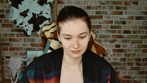 Bella online show from 05.05.26