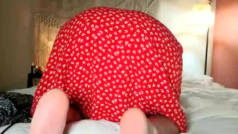yoursensualparadise online show from 05.05.26