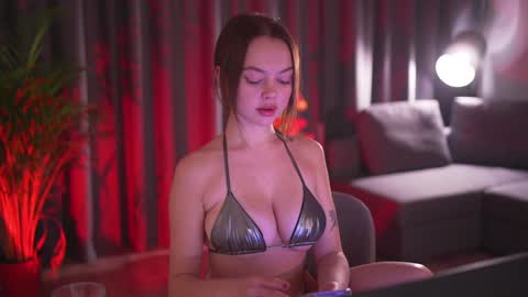 chillwithstacy online show from 02.05.25