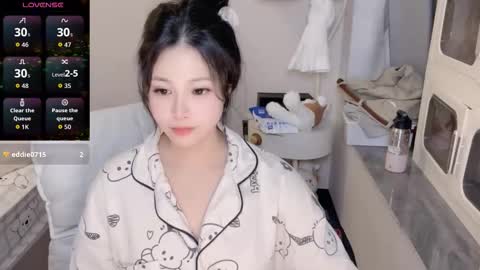 Snapshot of chillybb114 chatting on 03.18.26 chillybb114 online show from 03.18.26