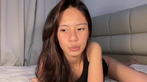 Snapshot of chinita_kai chatting on 05.16.26 chenee online show from 05.16.26
