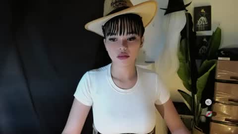 chixies_ladies online show from 06.17.26