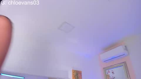 Chloe online show from 12.19.25