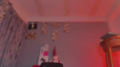 Snapshot of chloe_cooperr chatting on 12.15.25 chloe_cooperr online show from 12.15.25