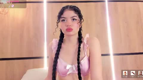 Snapshot of chloe_cortez chatting on 07.29.26 chloe online show from 07.29.26