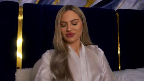 Chloe GraceeX online show from 01.13.26