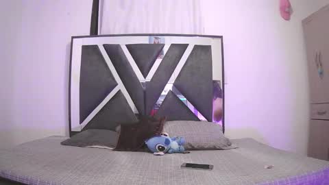 Chloe and Danna online show from 01.06.26