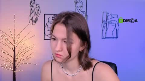 Snapshot of chloe_ley chatting on 07.18.26 chloe_ley online show from 07.18.26