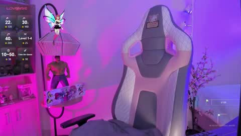 CLOE  online show from 11.25.25