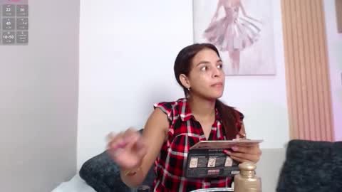 Snapshot of chloe_peach_ chatting on 02.04.26 chloe_peach_ online show from 02.04.26