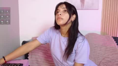 chloe_peach_ online show from 04.27.26