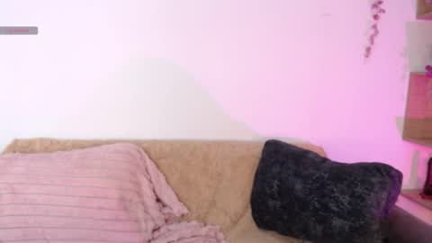 Snapshot of chloe_peach_ chatting on 05.29.26 chloe_peach_ online show from 05.29.26