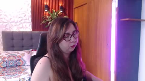 chloe_prg online show from 02.17.25