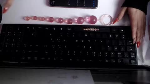 chloe_smith5 online show from 09.19.25