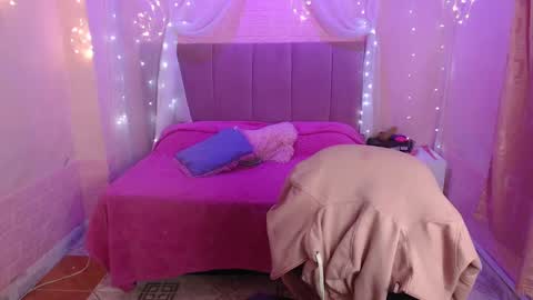 chloe_smith5 online show from 09.30.25