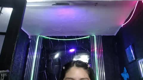 chloe_smith5 online show from 05.04.26
