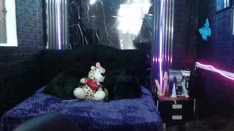 chloe_smith5 online show from 06.23.26
