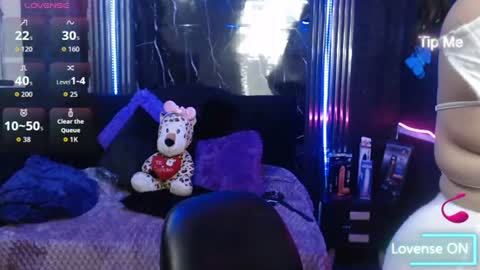 chloe_smith5 online show from 07.30.26