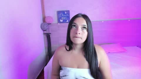 chloe_stark_ online show from 05.01.26