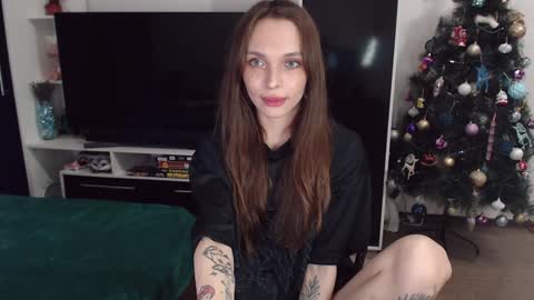 Snapshot of chloe_sunny chatting on 12.28.24 Chloe online show from 12.28.24