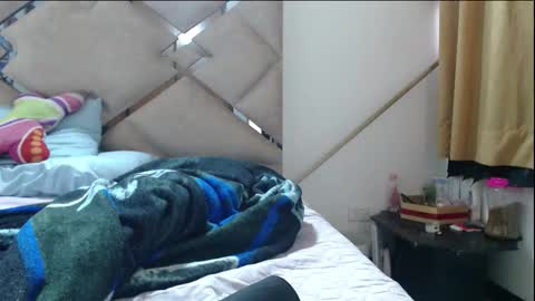 Chloe  online show from 03.10.26