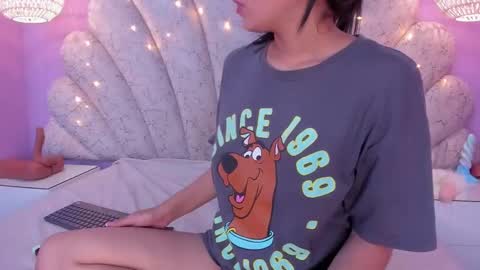 Snapshot of chloe_watson_ chatting on 03.07.25 online show from 03.07.25