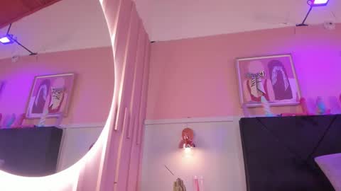 Snapshot of chloe_watson_ chatting on 01.13.26 online show from 01.13.26