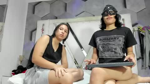 chloeandterra online show from 05.11.26