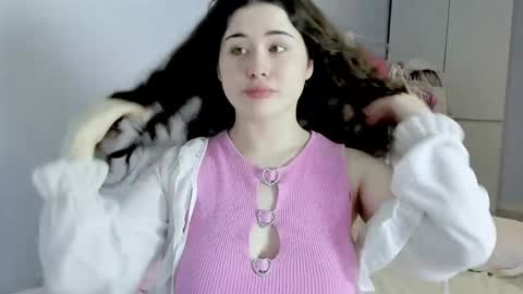 Snapshot of chloeblisss chatting on 05.27.26 My name is Chloe Like my broadcast pls online show from 05.27.26